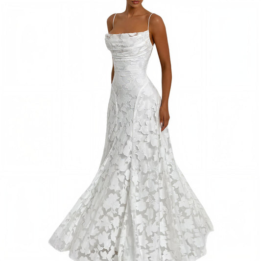 Slim-Fit Backless Lace Dress